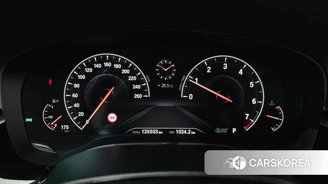 BMW 5 Series (G30) id 4746535 из Кореи 29