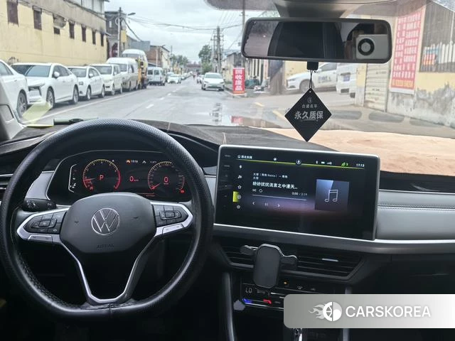 Volkswagen Bora id 4271716 из Китая 8
