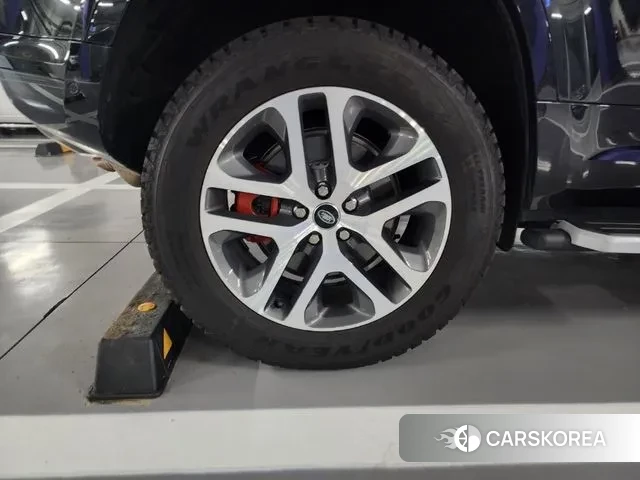 Land Rover Defender (L663) id 3256439 из Кореи 17