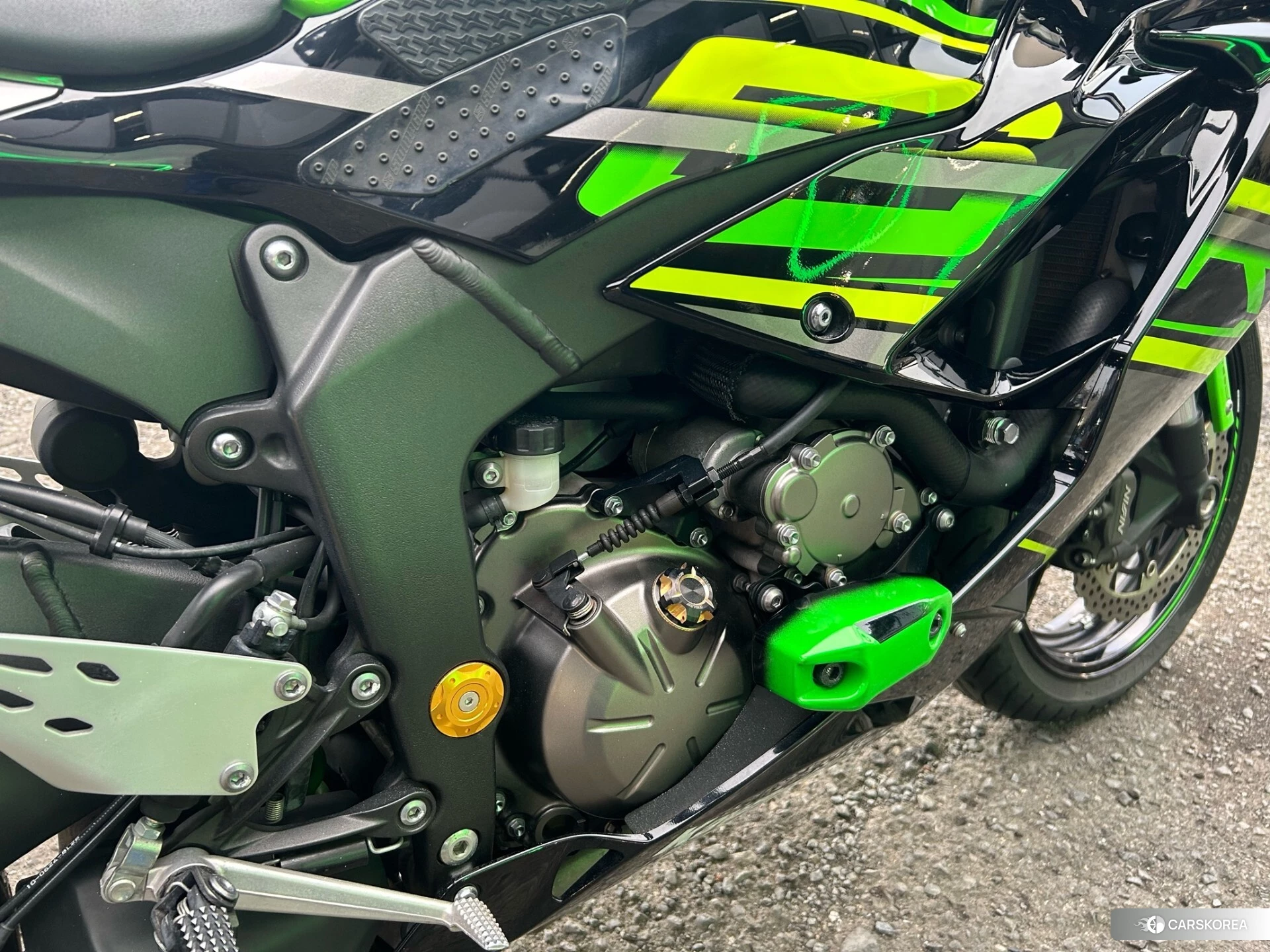 Kawasaki NINJA ZX-6R id 3950470 из Японии 8