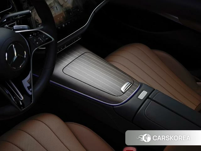 Mercedes-Benz E-class PHEV id 4271584 из Китая 17