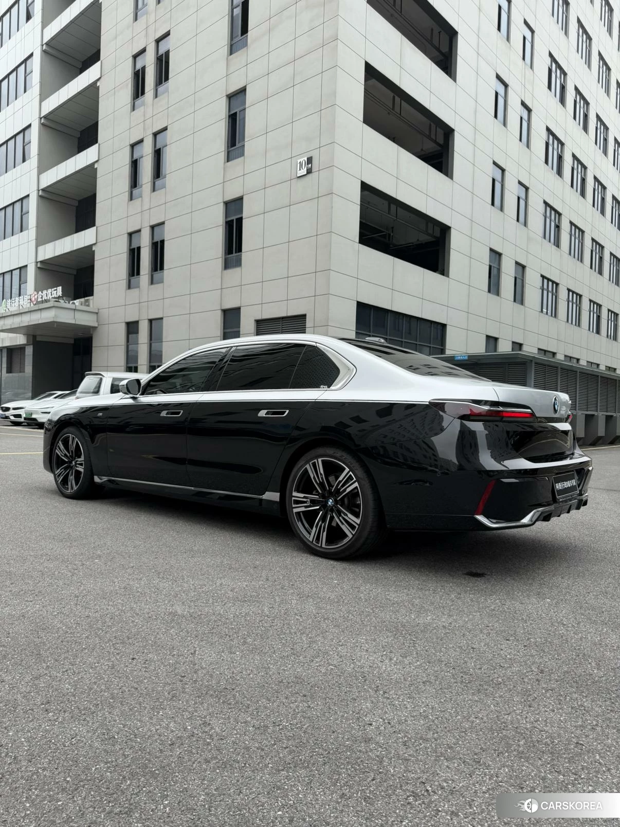 BMW 7 series id 4407345 из Китая 8