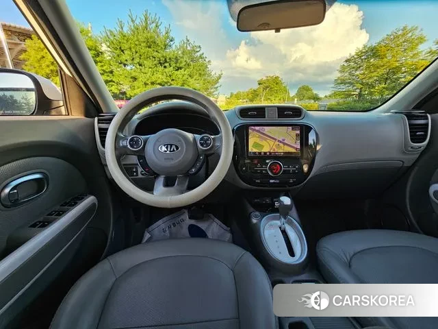 Kia Soul EV id 3574173 из Кореи 18