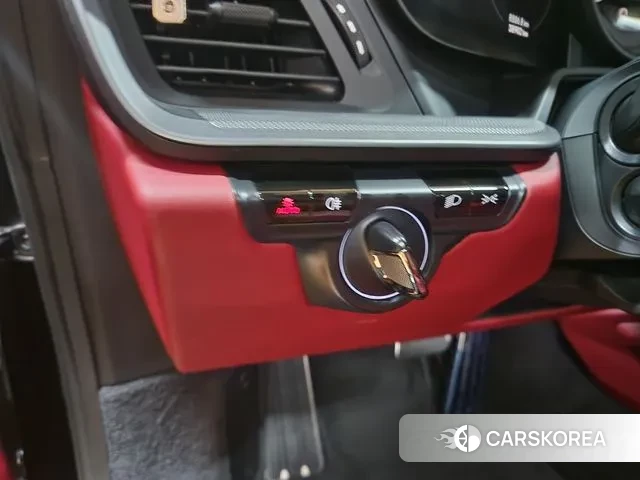 Porsche 911(992) id 2997389 из Кореи 17