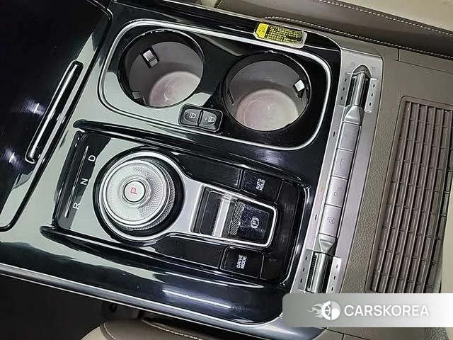 Kia Carnival 4th generation id 3878402 из Кореи 18