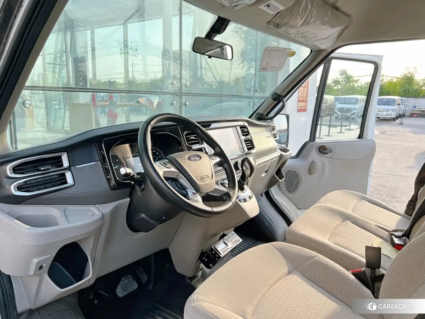 Ford Transit id 4664634 из Китая 17