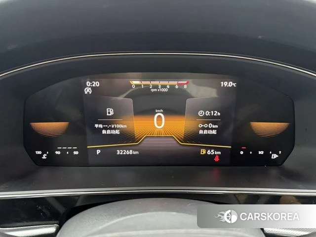 Volkswagen Passat id 4359415 из Китая 8