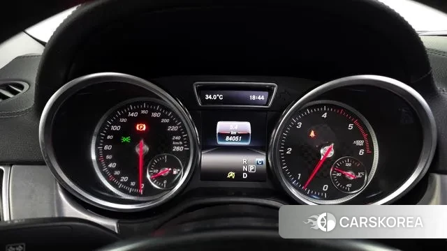 Mercedes-Benz GLE - Class W166 id 3029519 из Кореи 18