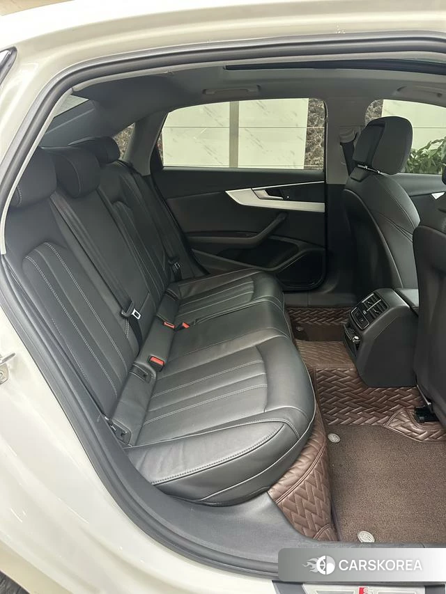 Audi A4L id 4272533 из Китая 21