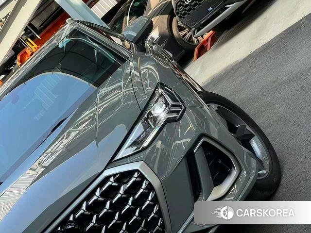 Audi Q3 id 4228504 из Китая 16