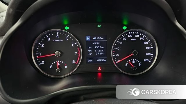 Kia Stonic id 3917266 из Кореи 18