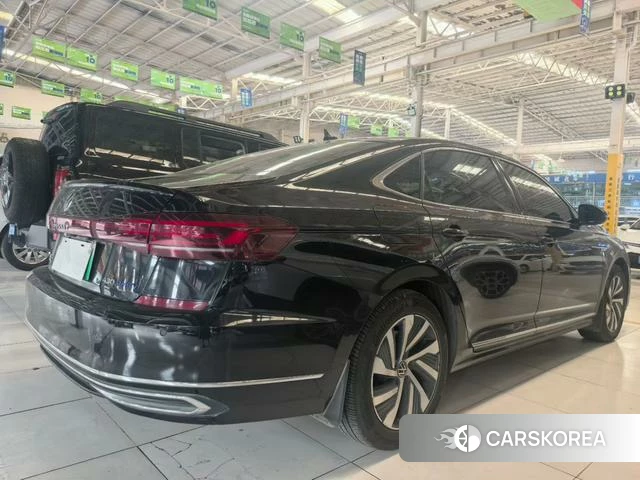 Volkswagen Passat PHEV id 4261208 из Китая 8