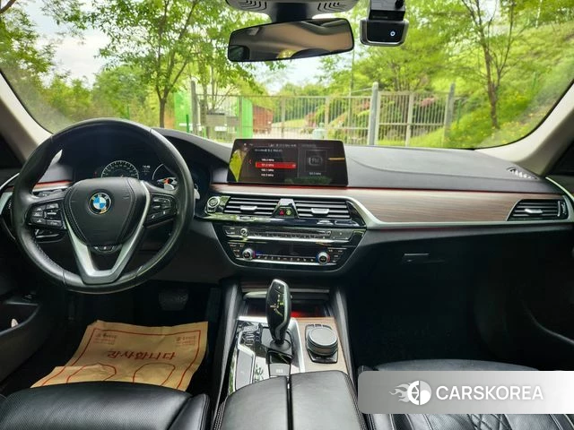 BMW 5 Series (G30) id 4356628 из Кореи 18