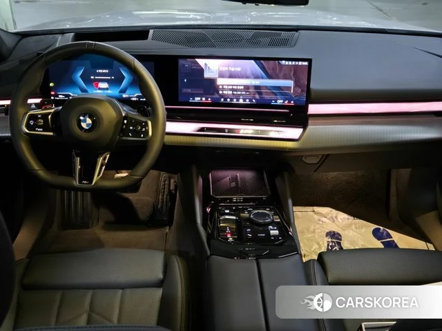 BMW 5 Series (G60) id 4847260 из Кореи 17