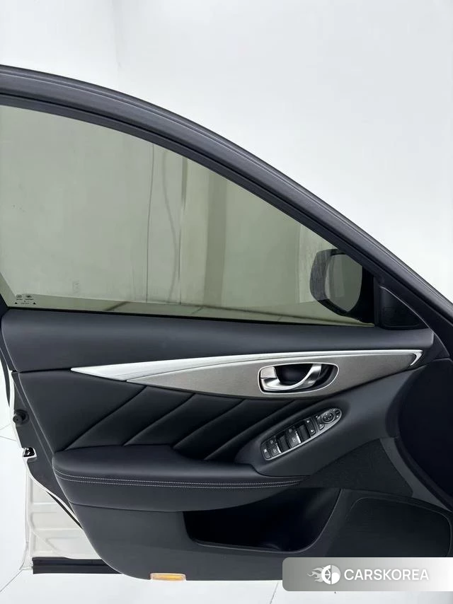 Infiniti Q50L id 4213419 из Китая 14