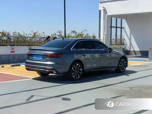 Audi A4L id 4301484 из Китая 8
