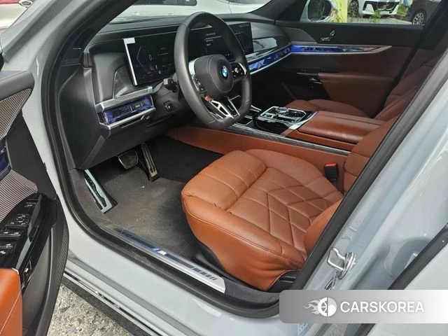 BMW 7 Series (G70) id 4630657 из Кореи 17