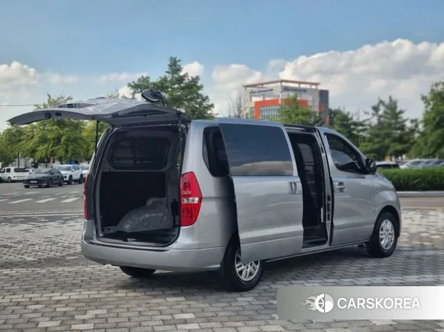 Hyundai The New Grand Starex id 3214928 из Кореи 18