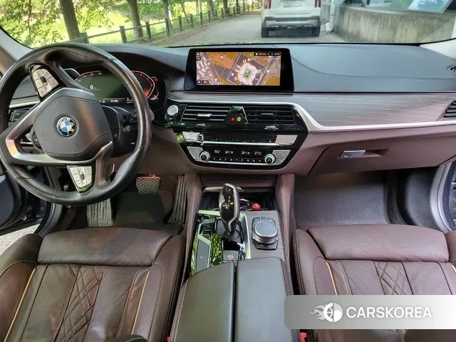 BMW 5 Series (G30) id 3044694 из Кореи 16