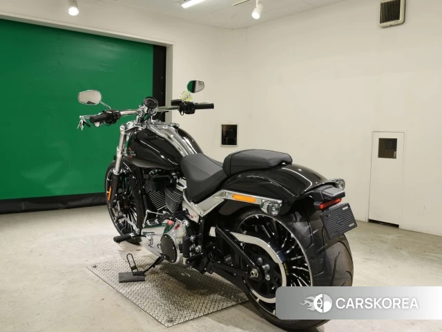 Harley-Davidson Softail Breakout FXBR 1920 id 4386951 из Японии 8