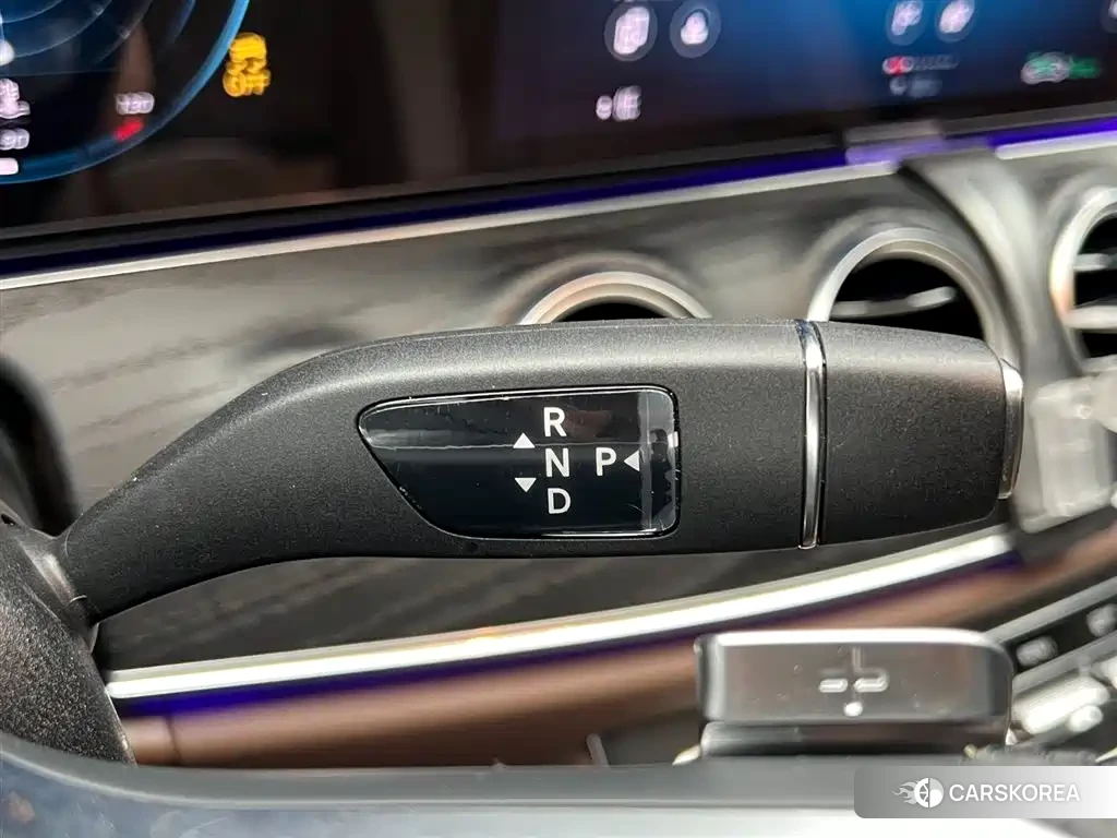 Mercedes-Benz E-Class id 4576468 из Китая 23