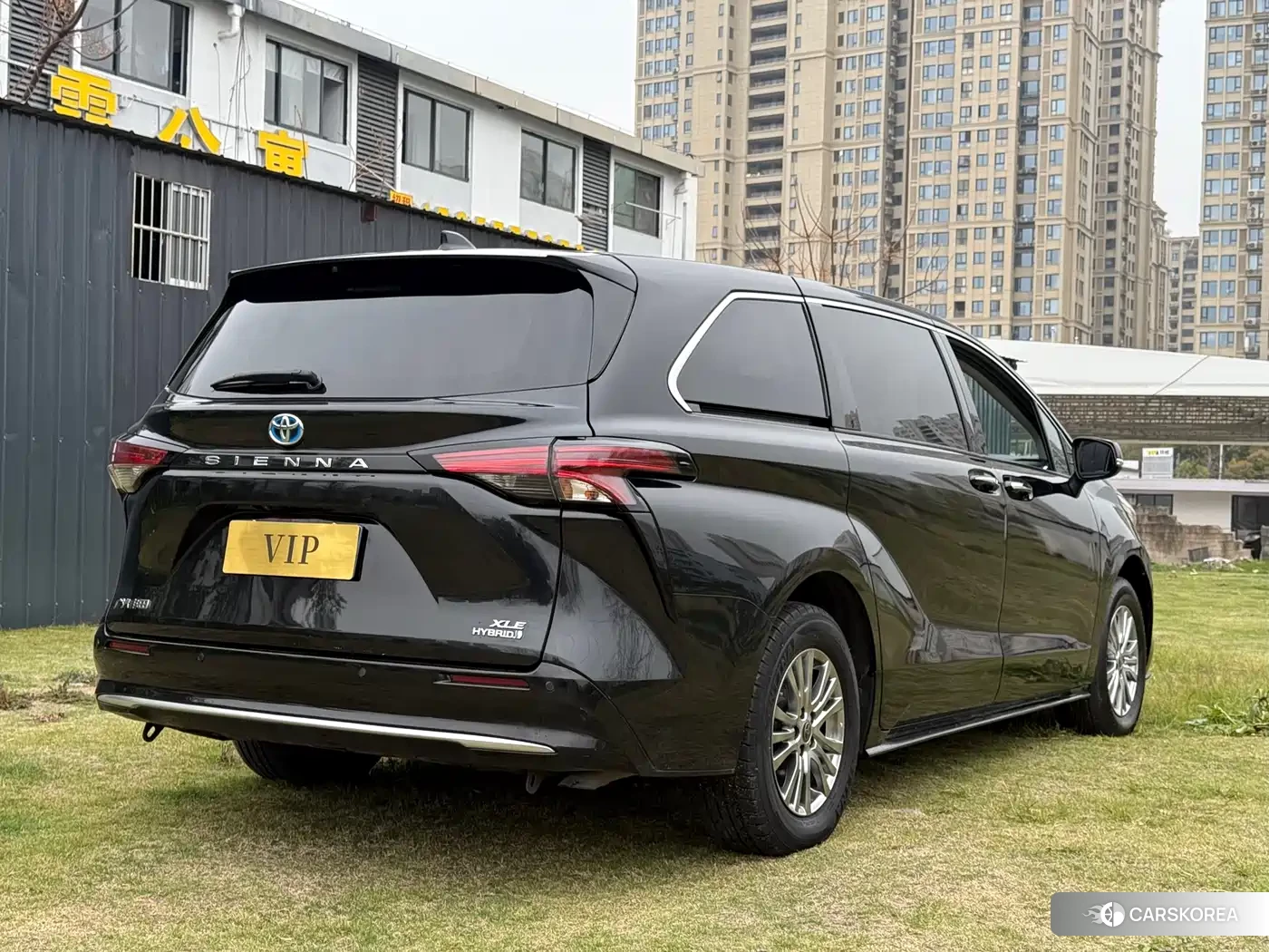 Toyota Sienna id 4577852 из Китая 15