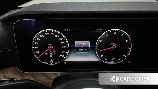Mercedes-Benz E-Class W213 id 4647697 из Кореи 18
