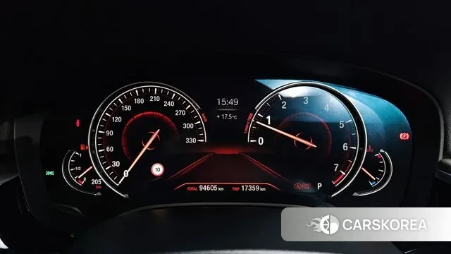 BMW 5 Series (G30) id 3345352 из Кореи 18