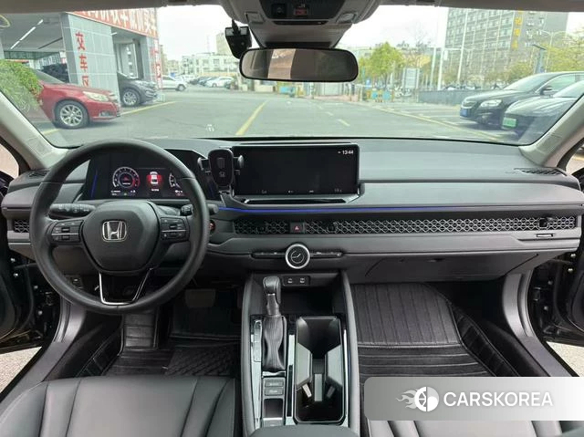 Honda Accord id 4300973 из Китая 9