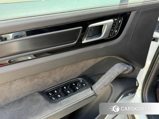 Porsche Cayenne (PO536) id 4249559 из Кореи 18