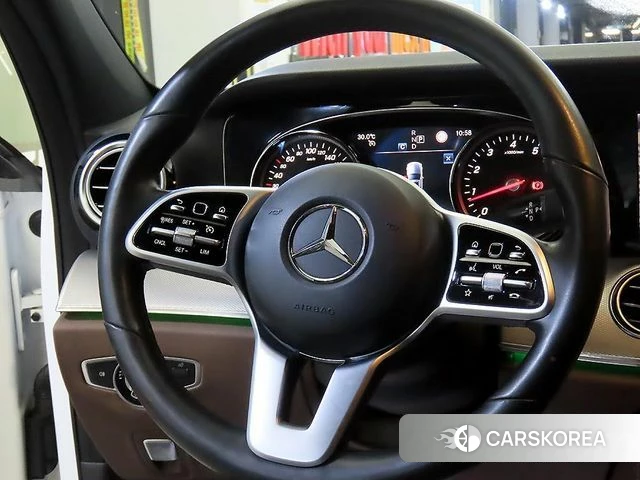 Mercedes-Benz E-Class W213 id 4587261 из Кореи 18
