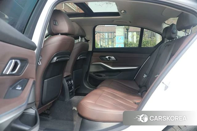 BMW 3 series id 4275639 из Китая 13