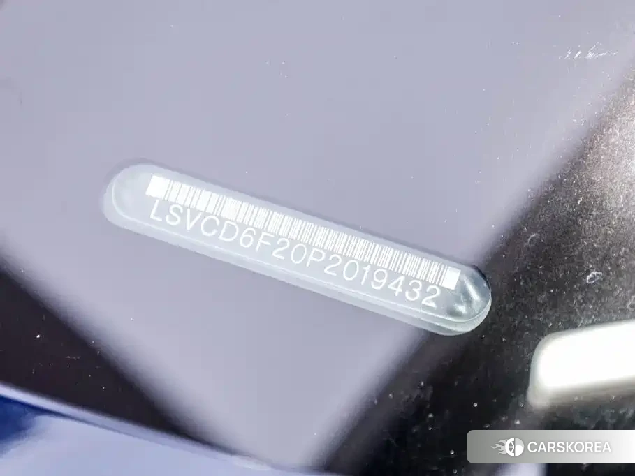 Audi A7L id 4649382 из Китая 33