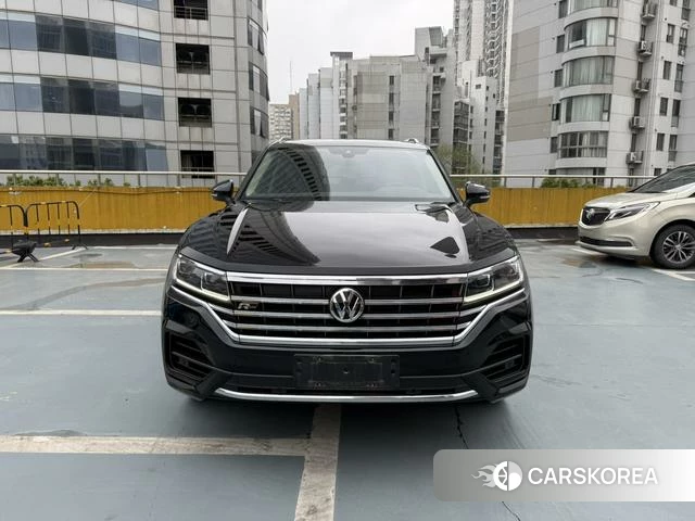 Volkswagen Touareg id 4240221 из Китая 21