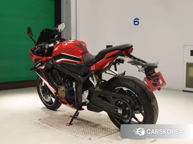 Проданный Honda CBR650R id 4373950 из Японии, фото 8