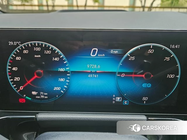 Mercedes-Benz EQA H243 id 4432713 из Кореи 18