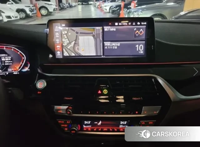 BMW 5 Series (G30) id 3468276 из Кореи 18