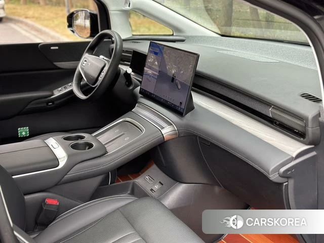 Xiaopeng Motors Xiaopeng X9 id 4238314 из Китая 21