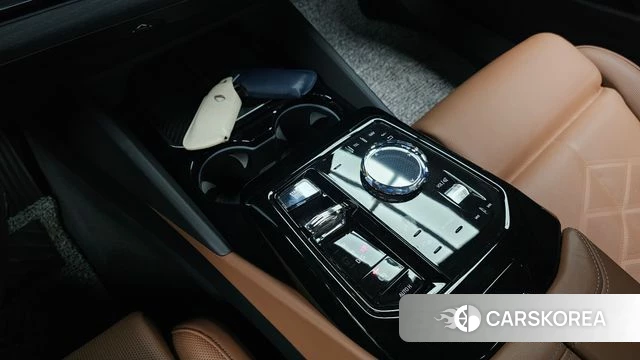 BMW 5 Series (G60) id 4623601 из Кореи 29