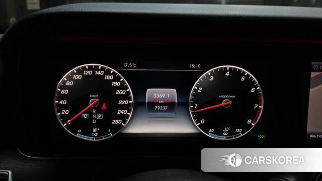 Mercedes-Benz E-Class W213 id 4188626 из Кореи 34