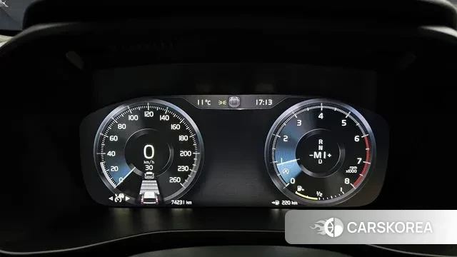 Volvo XC40 id 3474488 из Кореи 18