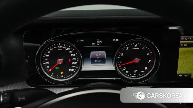 Mercedes-Benz E-Class W213 id 4605463 из Кореи 24
