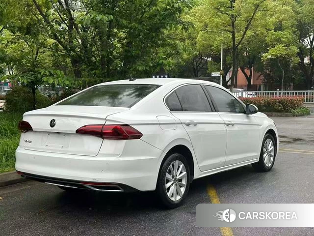Volkswagen Bora id 4240820 из Китая 8