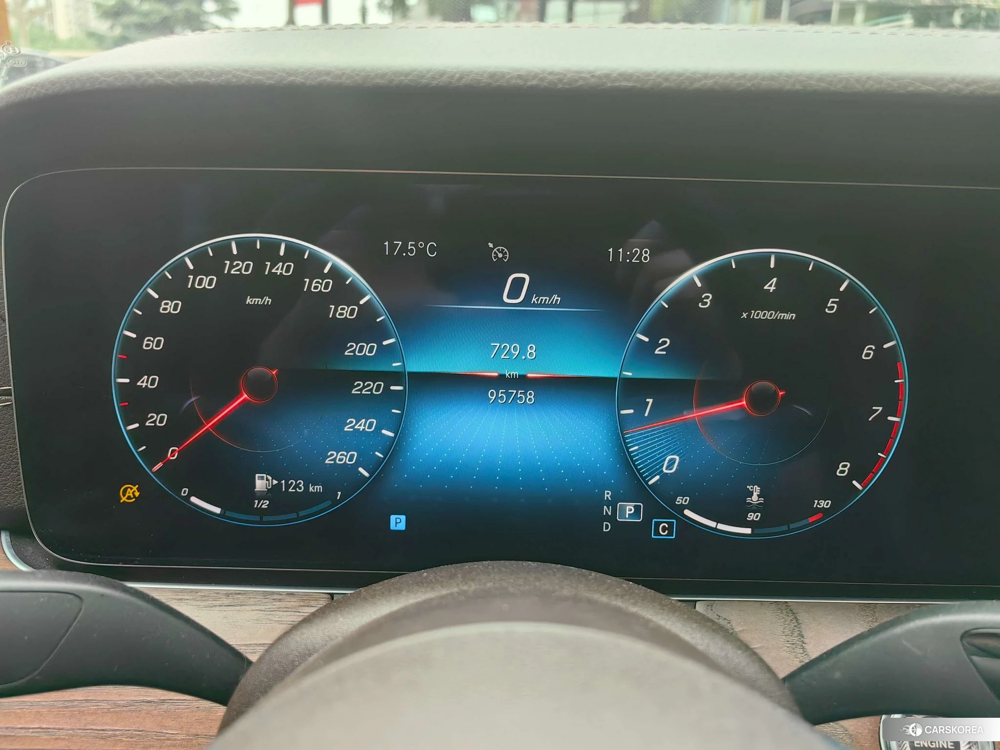 Mercedes-Benz E-class id 4452673 из Китая 14
