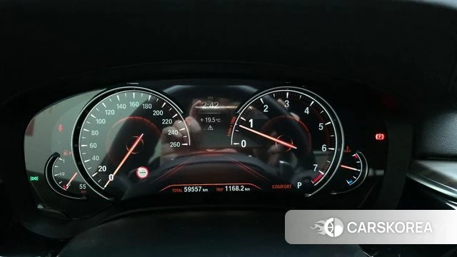 BMW 5 Series (G30) id 3943053 из Кореи 18