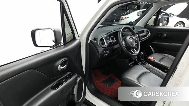 Jeep Renegade id 3827374 из Кореи 18