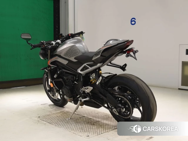 Triumph STREET TRIPLE 765 RS id 4320214 из Японии 8
