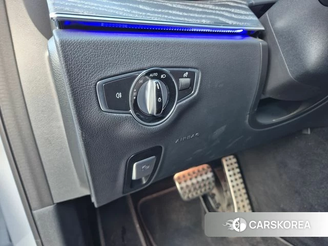 Mercedes-Benz E-Class W213 id 3919759 из Кореи 17