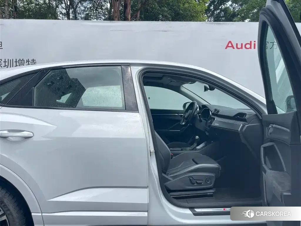 Audi Q3 Sportback id 4644711 из Китая 20