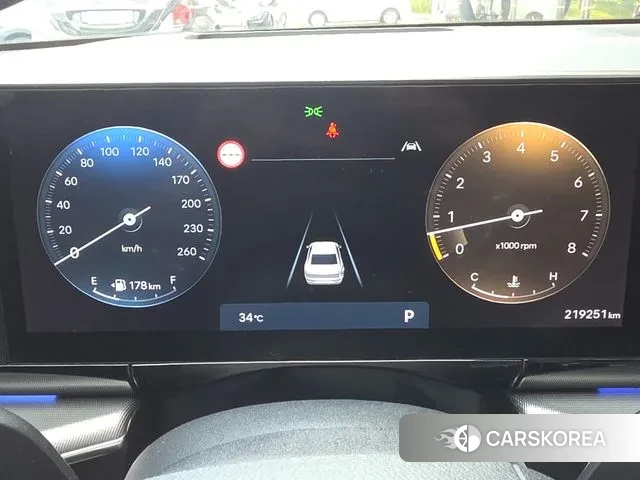 Hyundai Grandeur (GN7) id 3042900 из Кореи 13